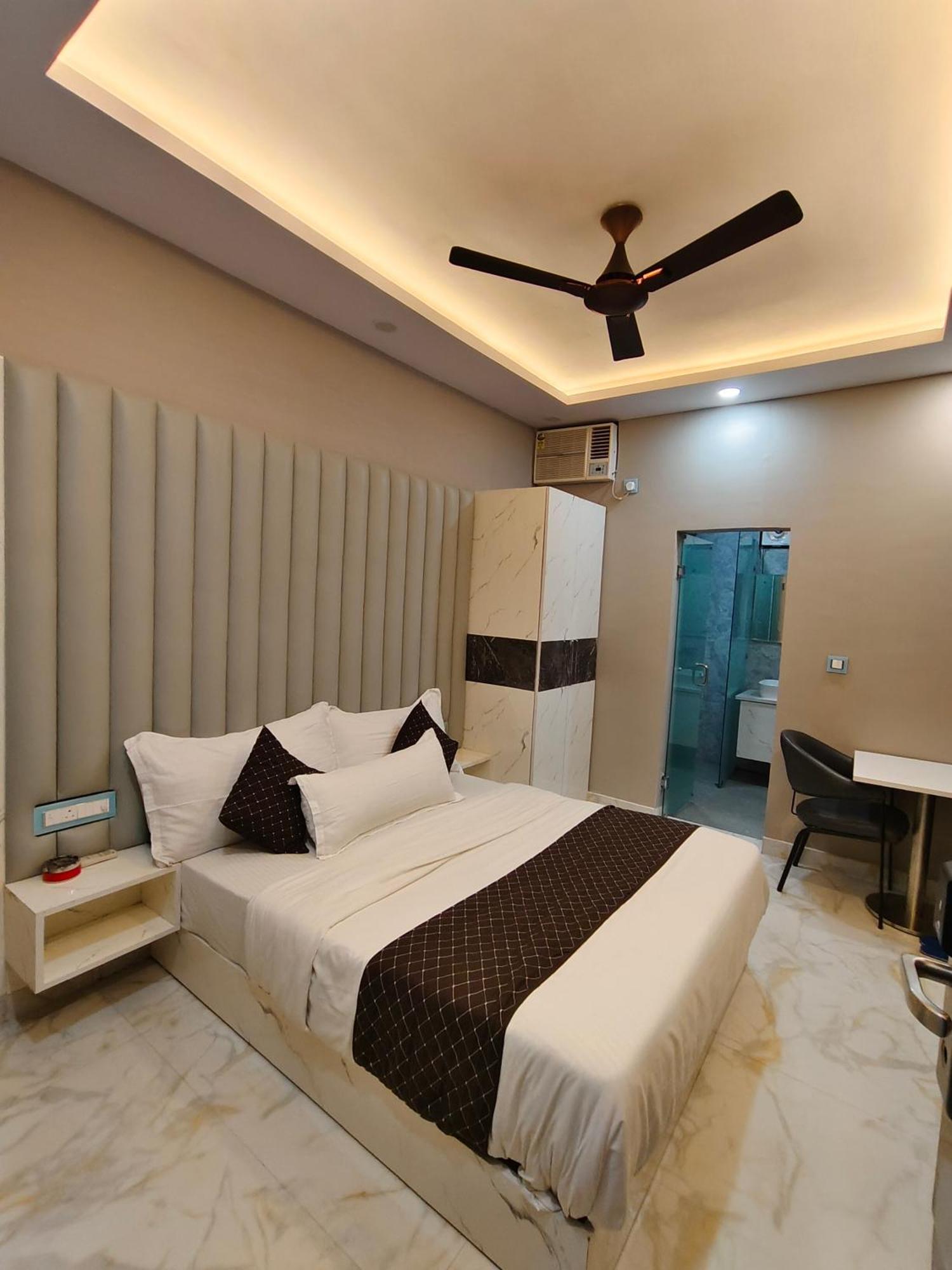 Hotel New Imperial Ghaziabad Exterior photo